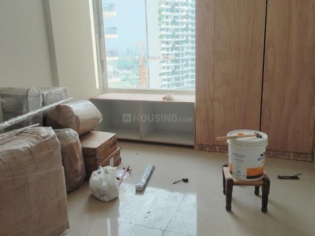 2 BHK Apartment in Sector 107 for rent Noida. The reference number is 20637804