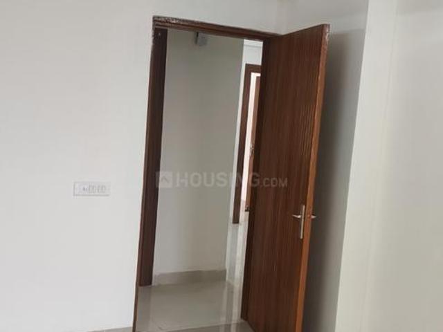 2 BHK Apartment in Sector 107 for rent Noida. The reference number is 21358618