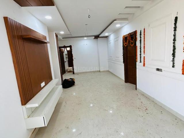 2 BHK Apartment in Sector 107 for resale Noida. The reference number is 19278371