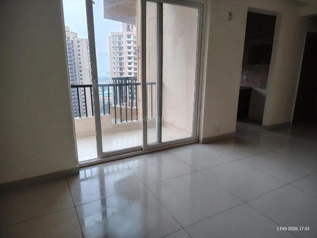 2 BHK Apartment in Sector 107 for resale Noida. The reference number is 19628264