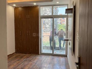 2 BHK Apartment in Sector 107 for resale Noida. The reference number is 20158093