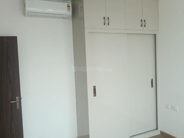 2 BHK Apartment in Sector 104 for rent Gurgaon. The reference number is 19535903