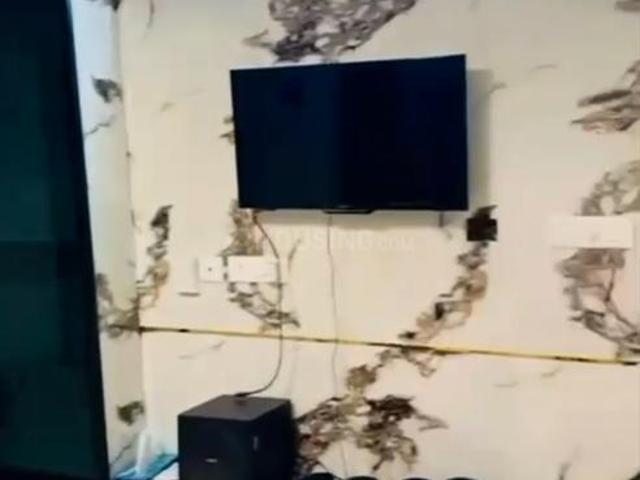 2 BHK Apartment in Sector 104 for rent Gurgaon. The reference number is 21020687