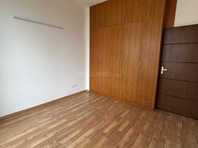 2 BHK Apartment in Sector 104 for rent Gurgaon. The reference number is 21042084