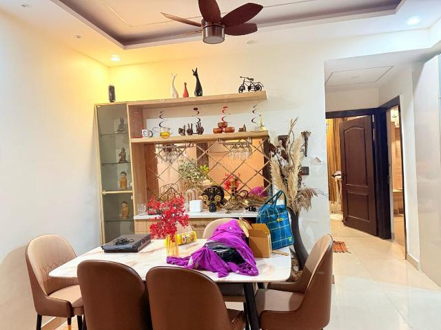 2 BHK Apartment in Sector 104 for resale Noida. The reference number is 17203950