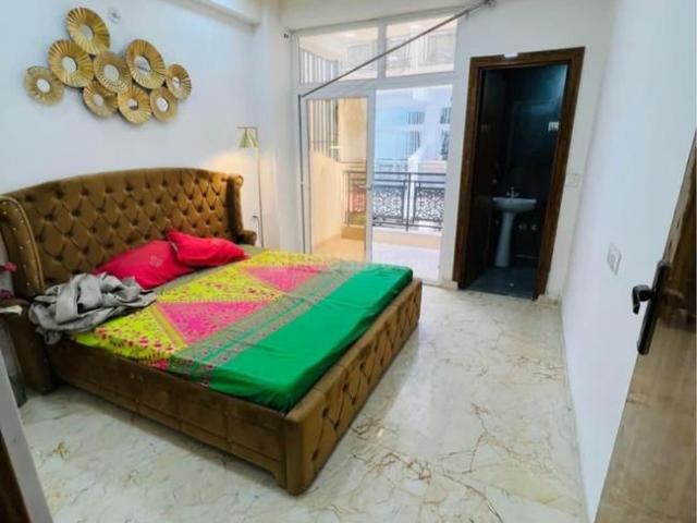 2 BHK Apartment in Sector 104 for resale Noida. The reference number is 17868245