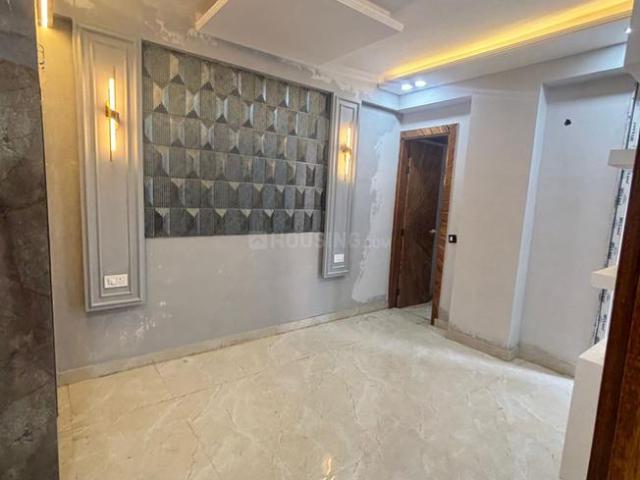 2 BHK Apartment in Sector 104 for resale Noida. The reference number is 20493994