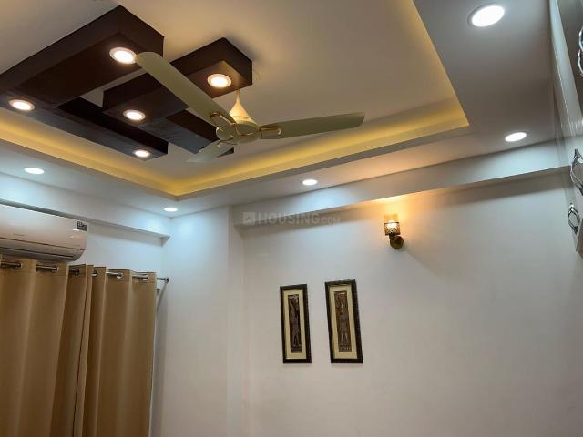 2 BHK Apartment in Sector 104 for resale Noida. The reference number is 21044390