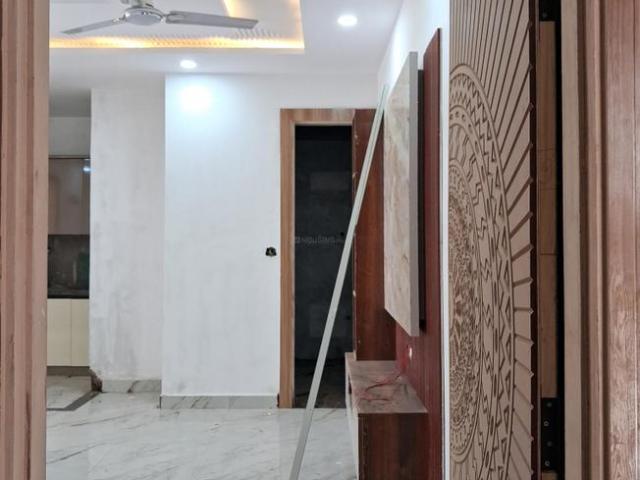 2 BHK Apartment in Sector 104 for resale Noida. The reference number is 21197432