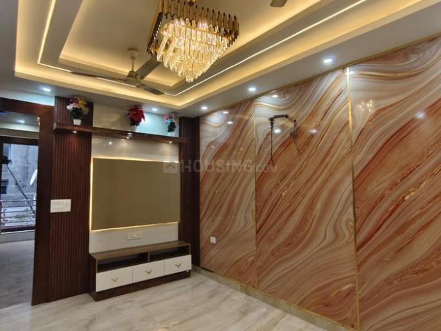 2 BHK Apartment in Sector 104 for resale Noida. The reference number is 21345899