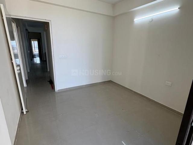 2 BHK Apartment in Sector 104 for resale Gurgaon. The reference number is 16365680