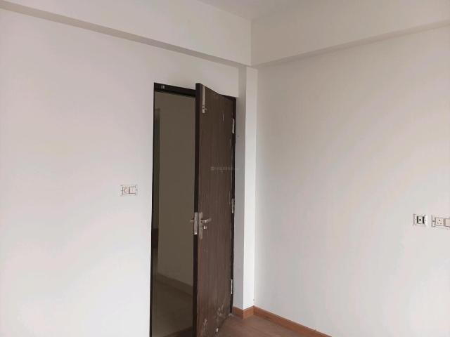 2 BHK Apartment in Sector 104 for resale Gurgaon. The reference number is 5001716