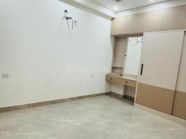 2 BHK Apartment in Sector 105 for resale Noida. The reference number is 19823498