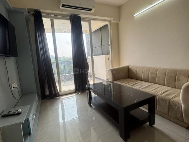 2 BHK Apartment in Sector 106 for rent Gurgaon. The reference number is 18612898