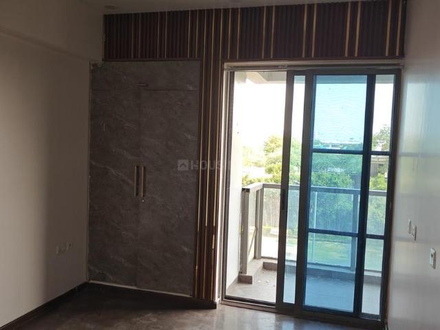 2 BHK Apartment in Sector 106 for rent Gurgaon. The reference number is 20545545