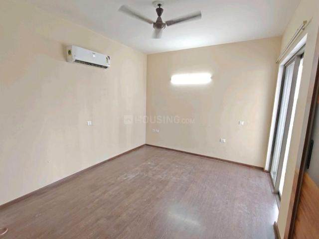 2 BHK Apartment in Sector 106 for rent Gurgaon. The reference number is 20555890