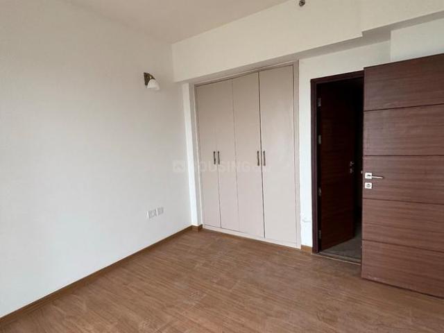 2 BHK Apartment in Sector 106 for rent Gurgaon. The reference number is 21044195
