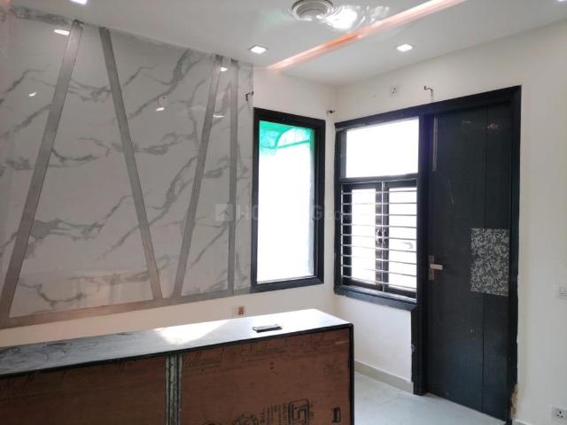 2 BHK Apartment in Sector 10 Dwarka for rent New Delhi. The reference number is 21011654