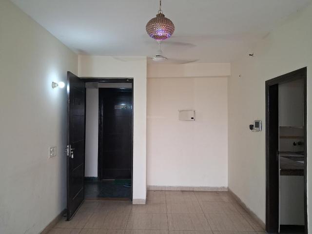 2 BHK Apartment in Sector 110 for rent Noida. The reference number is 20456817