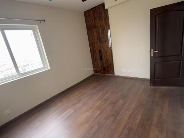 2 BHK Apartment in Sector 110 for rent Noida. The reference number is 20553721