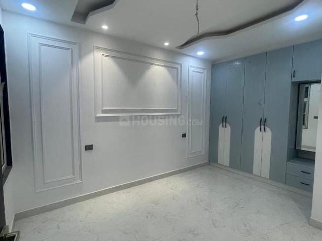 2 BHK Apartment in Sector 110 for rent Noida. The reference number is 20815906