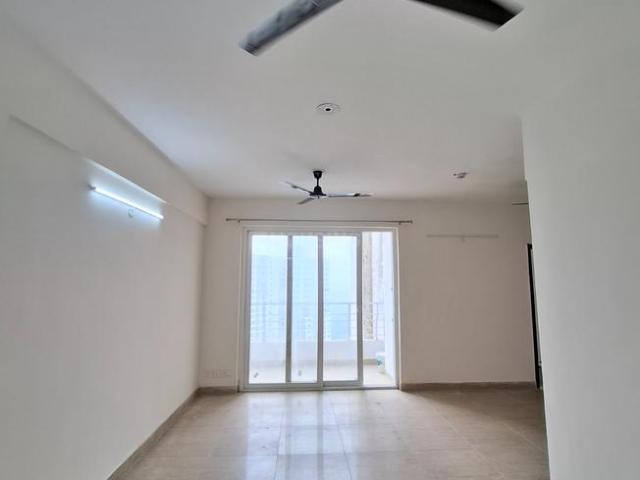 2 BHK Apartment in Sector 110 for rent Noida. The reference number is 20954136