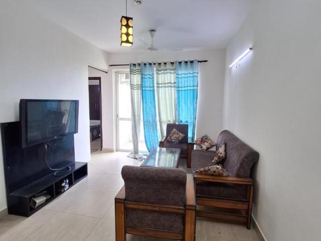 2 BHK Apartment in Sector 110 for rent Noida. The reference number is 20961240