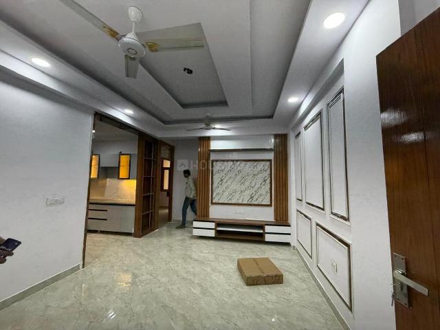 2 BHK Apartment in Sector 110 for rent Noida. The reference number is 20998273