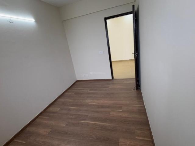 2 BHK Apartment in Sector 110 for rent Noida. The reference number is 21058790