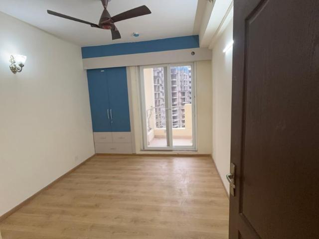 2 BHK Apartment in Sector 110 for rent Noida. The reference number is 21059269