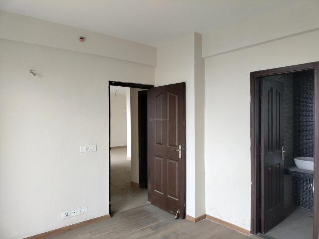 2 BHK Apartment in Sector 110 for resale Noida. The reference number is 20743681