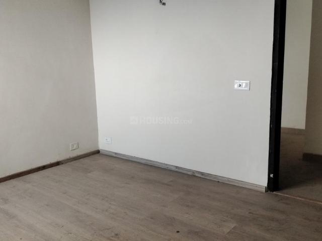 2 BHK Apartment in Sector 110 for resale Noida. The reference number is 21179842