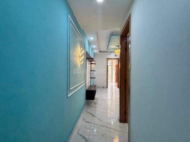 2 BHK Apartment in Sector 110 for resale Noida. The reference number is 21186174