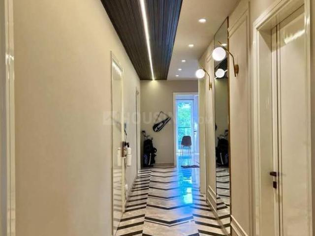 2 BHK Apartment in Sector 111 for rent Gurgaon. The reference number is 21137939