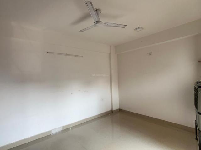 2 BHK Apartment in Sector 111 for rent Gurgaon. The reference number is 21179895