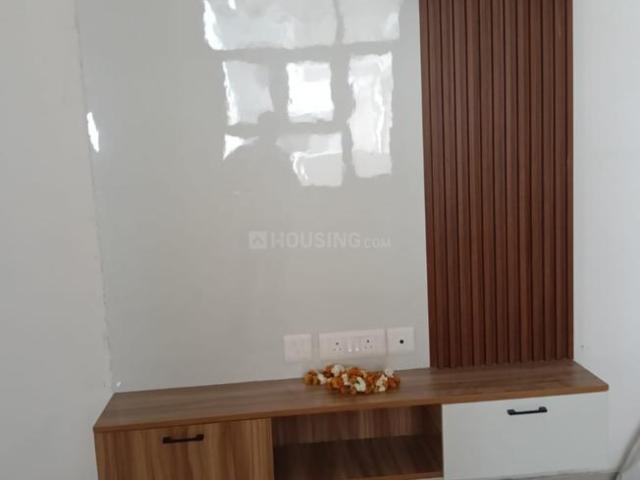 2 BHK Apartment in Sector 112 for rent Gurgaon. The reference number is 21098231