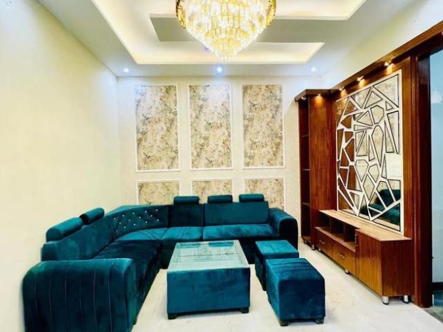 2 BHK Apartment in Sector 116 for rent Mohali. The reference number is 18504675