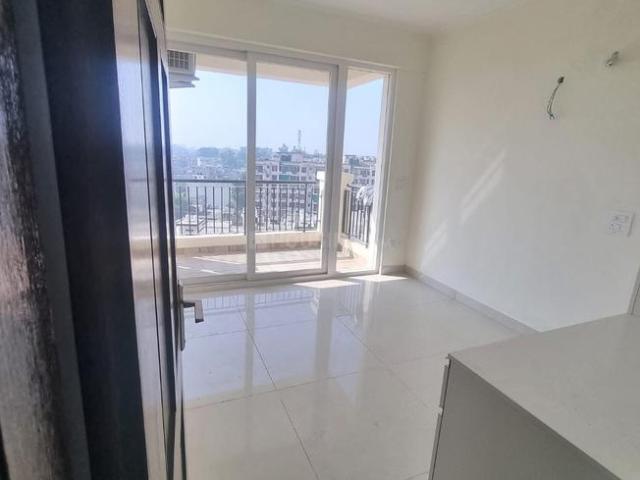 2 BHK Apartment in Sector 118 for rent Mohali. The reference number is 18379486