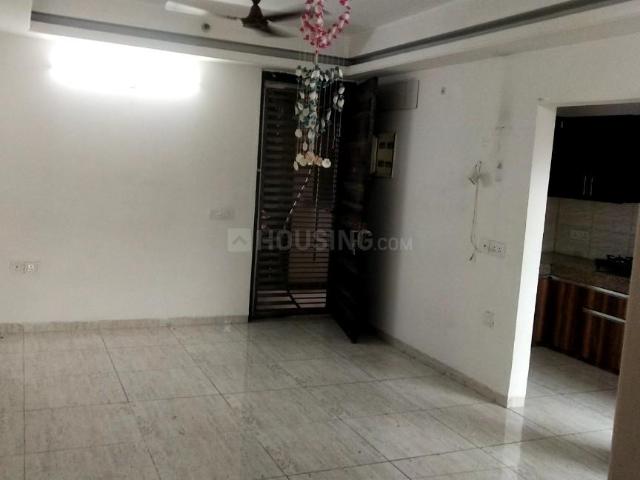 2 BHK Apartment in Sector 118 for rent Noida. The reference number is 15335490