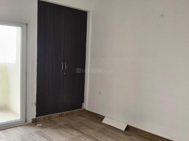 2 BHK Apartment in Sector 118 for rent Noida. The reference number is 21145823