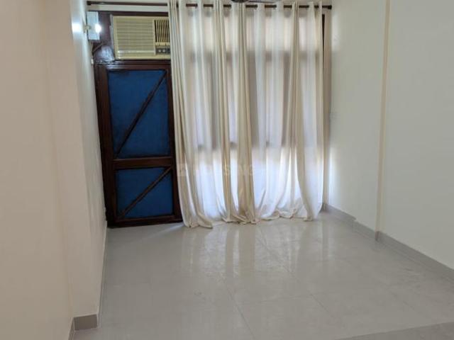 2 BHK Apartment in Sector 11 Dwarka for rent New Delhi. The reference number is 21165077