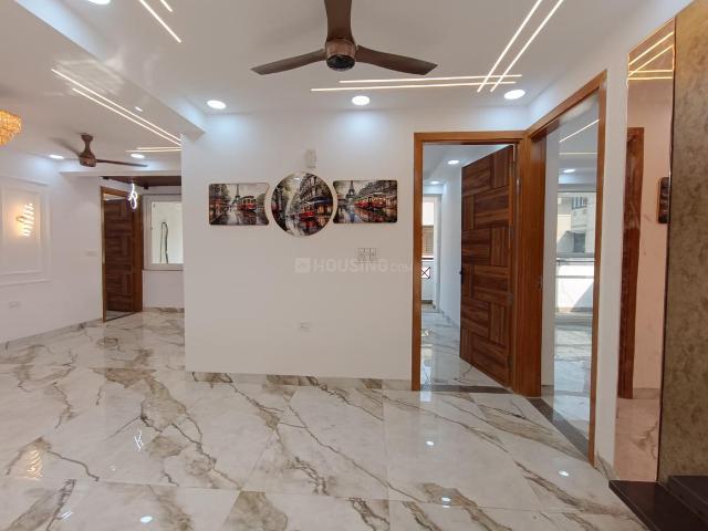 2 BHK Apartment in Sector 11 Dwarka for resale New Delhi. The reference number is 20011680