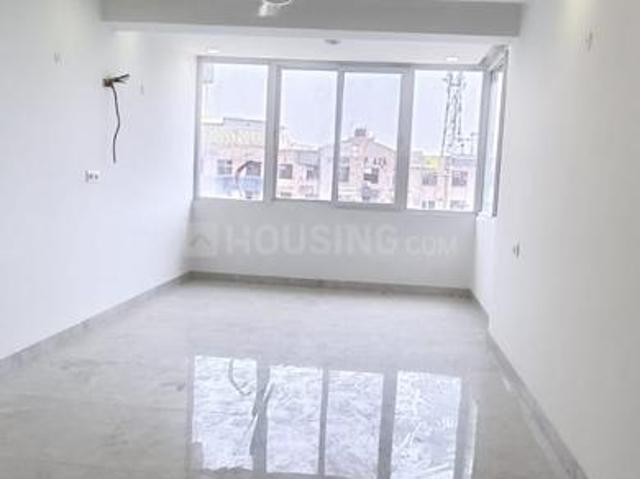 2 BHK Apartment in Sector 11 Dwarka for resale New Delhi. The reference number is 20857463