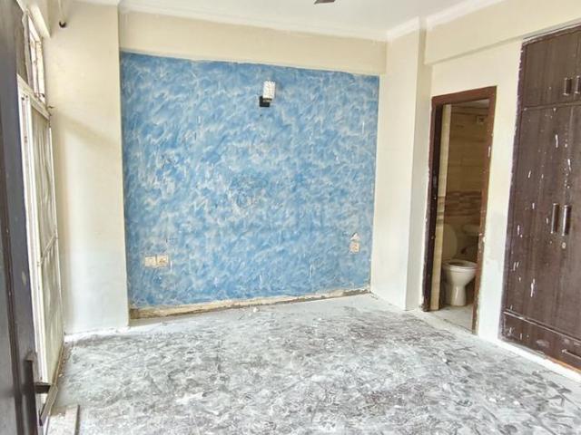 2 BHK Apartment in Sector 120 for rent Noida. The reference number is 20575718