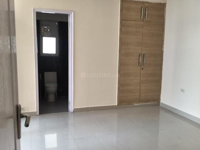 2 BHK Apartment in Sector 120 for resale Noida. The reference number is 20009267