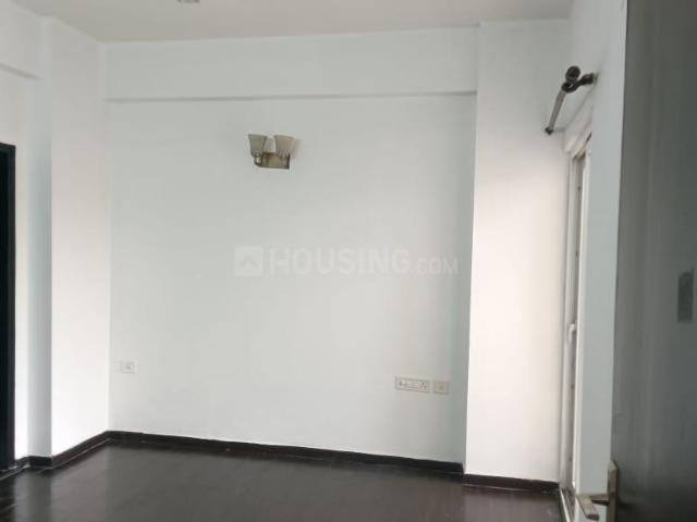 2 BHK Apartment in Sector 121 for resale Noida. The reference number is 20726150