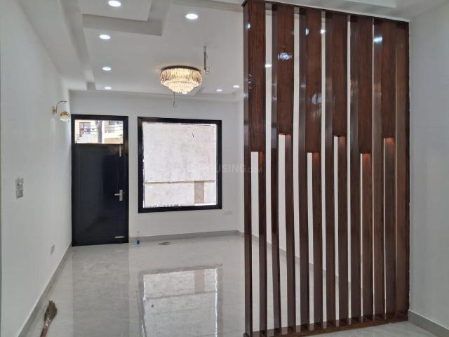 2 BHK Apartment in Sector 125 for resale Noida. The reference number is 20812547