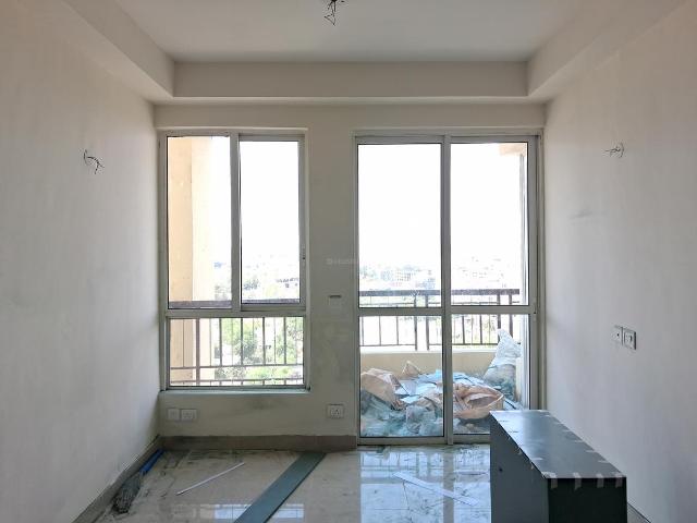 2 BHK Apartment in Sector 128 for rent Noida. The reference number is 19568324