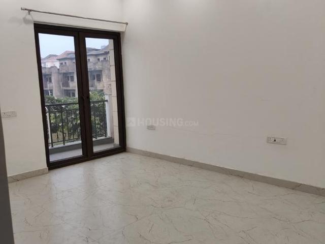 2 BHK Apartment in Sector 128 for rent Noida. The reference number is 19571656