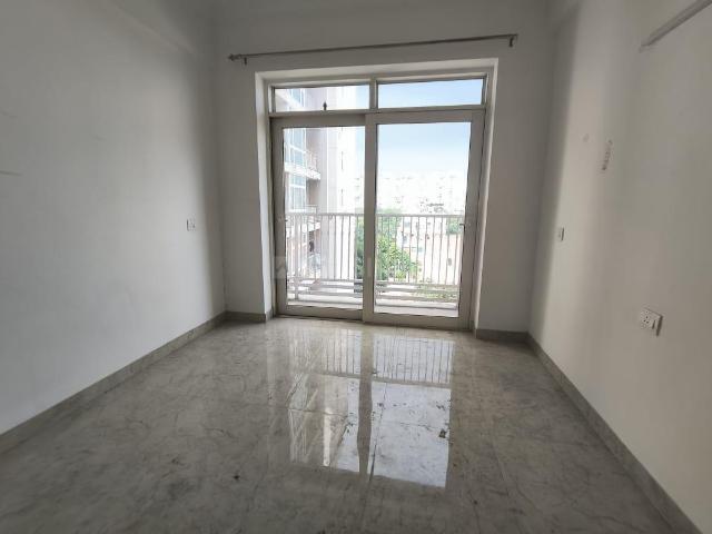 2 BHK Apartment in Sector 128 for rent Noida. The reference number is 20146731